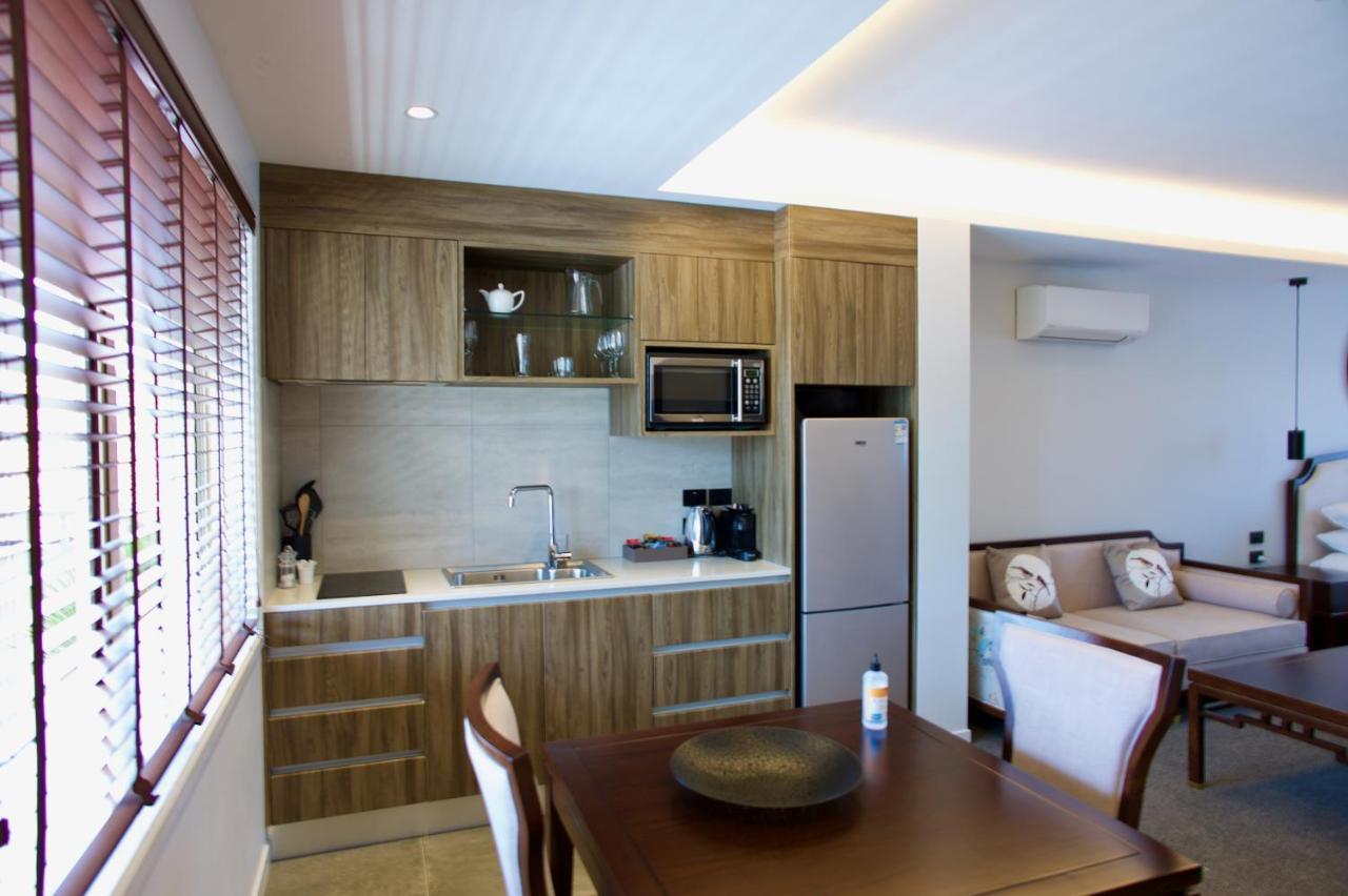 Regal Palms Resort Rotorua Exterior foto A kitchen in a hotel
